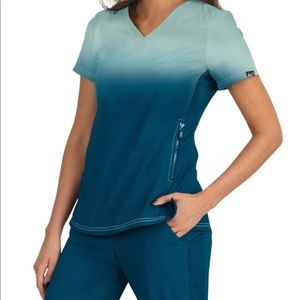 koi Lite Ombré Caribbean/ Sage Scrub Set